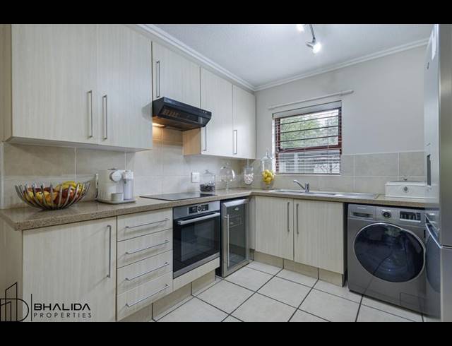 2 BEDROOM TOWNHOUSE FOR SALE IN BROADACRES